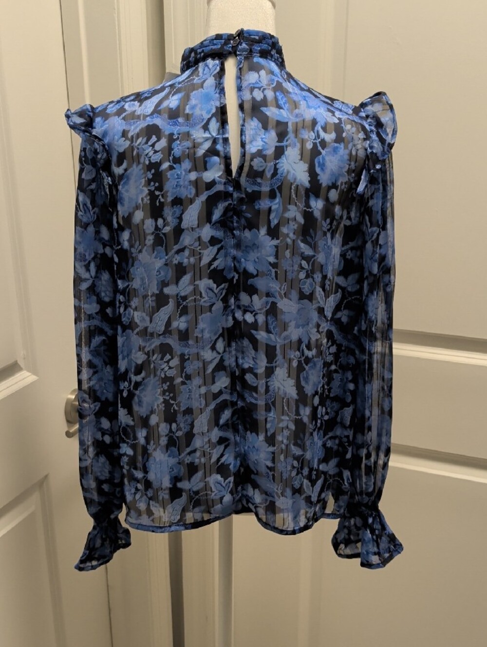 French Connection NWT Size 2 Blue Floral Sheer Long-Sleeve Blouse - Picture 6 of 10